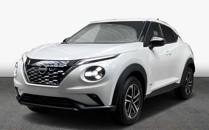 Pearl white perleffekt Neu 2025 Nissan Juke N-Connecta SUV | 29.599 € (Fairer Preis) - Bild 1/4
