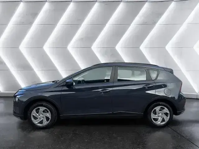 Neu Hyundai Bayon Select 101 PS (74 kW) 2025 Grau SUV