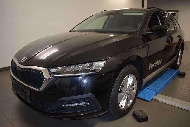 Gebraucht Skoda Octavia Ambition 116 PS (85 kW) 2023 Schwarzmagic perleffekt Kombi