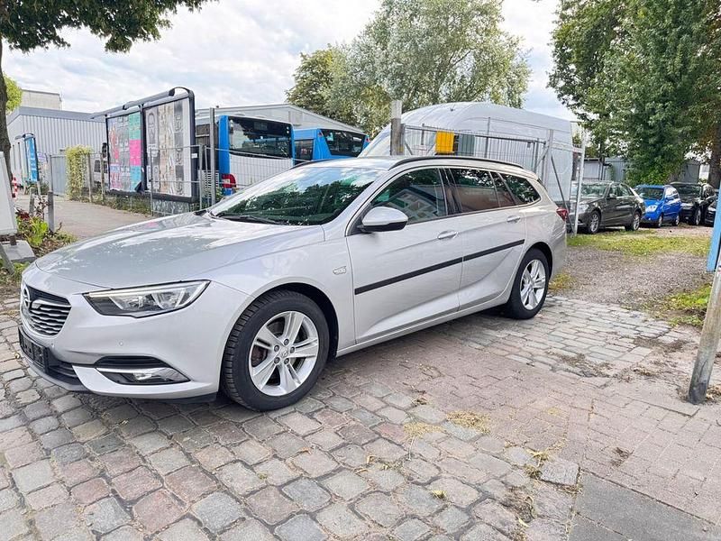 Gebraucht Opel Insignia Edition 170 PS (125 kW) 2018 Silber Kombi