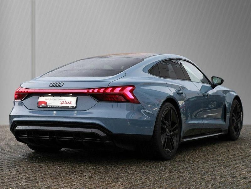Gebraucht Audi e-tron GT quattro Sport 350 kW (476 PS) 2023 Grau Limousine