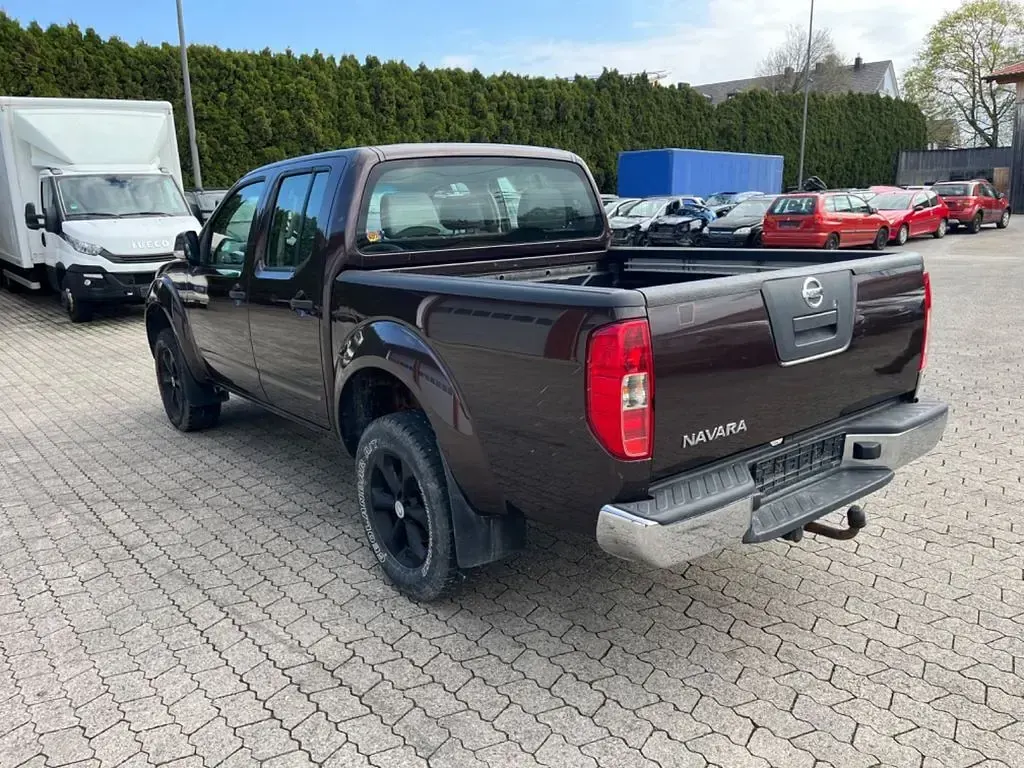 Gebraucht Nissan Navara SE 190 PS (139 kW) 2012 Schwarz Pickup