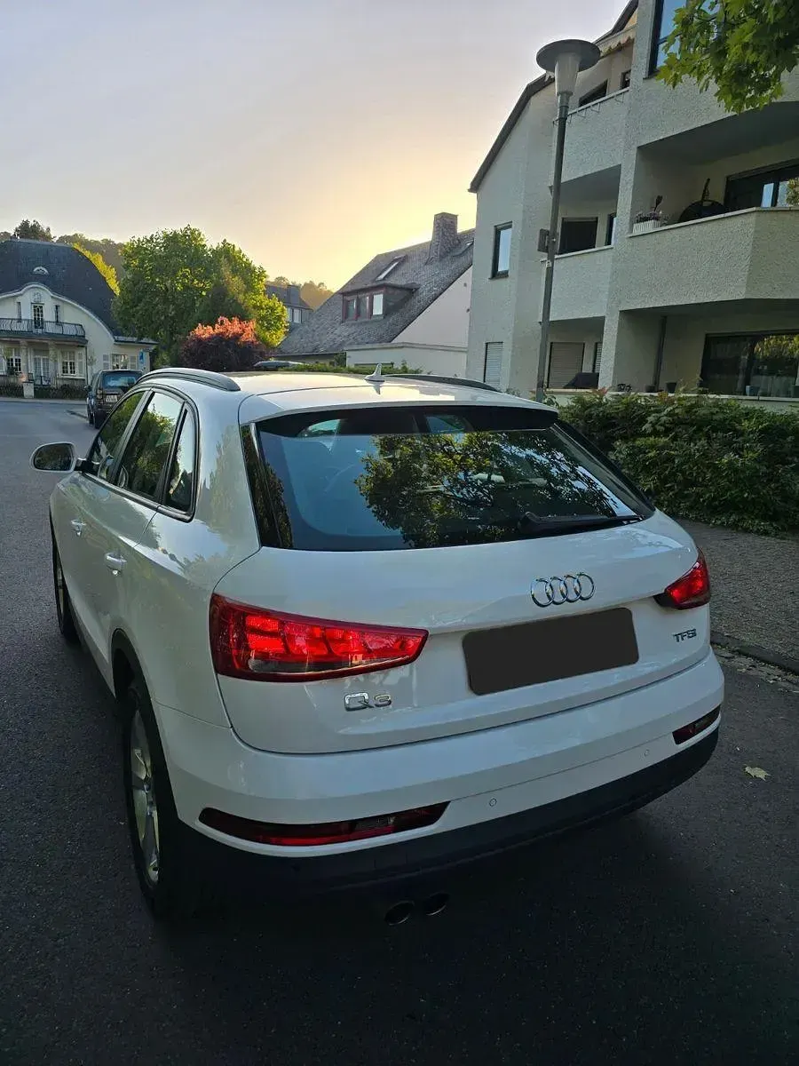 Gebraucht Audi Q3 Design 150 PS (110 kW) 2017 Weiß SUV