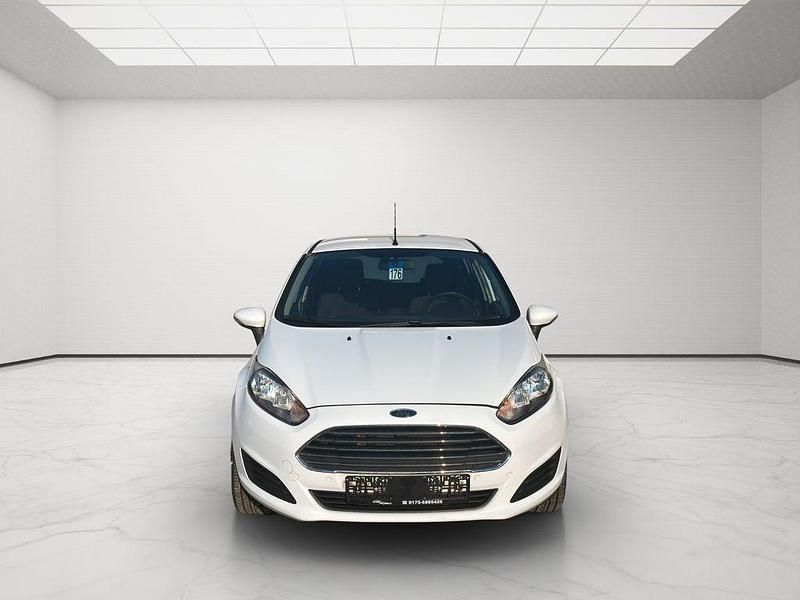Gebraucht Ford Fiesta SYNC Edition 60 PS (44 kW) 2014 Weiß Kleinwagen