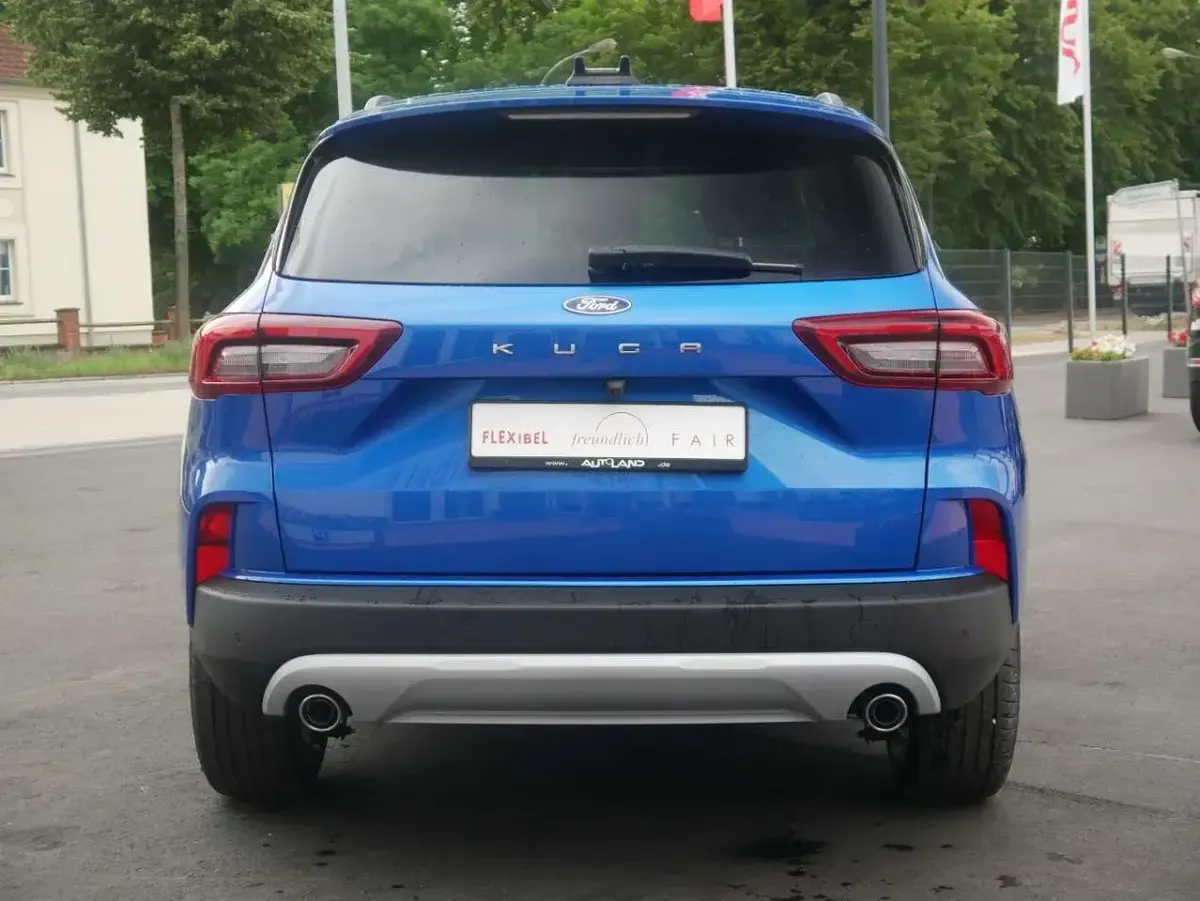 Neu Ford Kuga Titanium 186 PS (136 kW) 2026 Desertislandblaumet. SUV