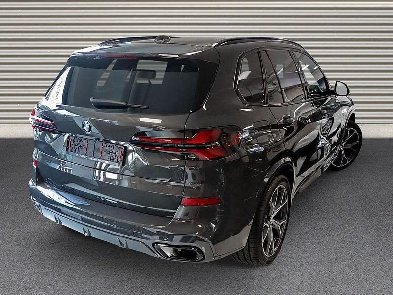 Second-hand BMW X5 Performance 352 CP (258 kW) 2024 Argintiu SUV