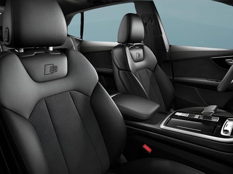 Gebraucht Audi SQ8 507 PS (372 kW) 2024 Schwarz SUV