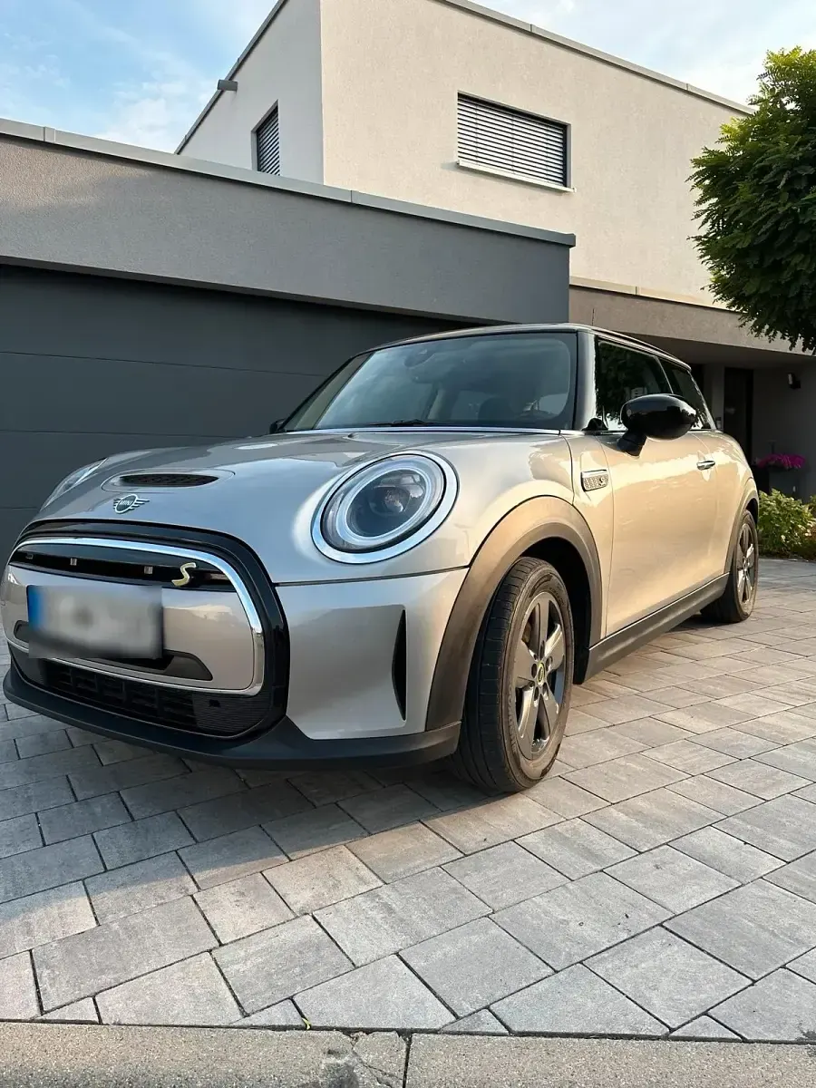 Gebraucht Mini Cooper SE Essential 135 kW (184 PS) 2022 Grau Kleinwagen