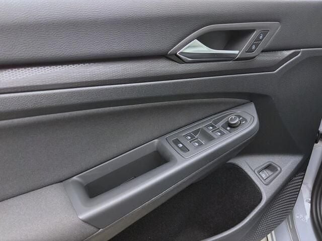 Grau Gebraucht 2020 VW Golf VIII GTE Limousine | 21.777 € (Guter Preis) - Bild 1/4
