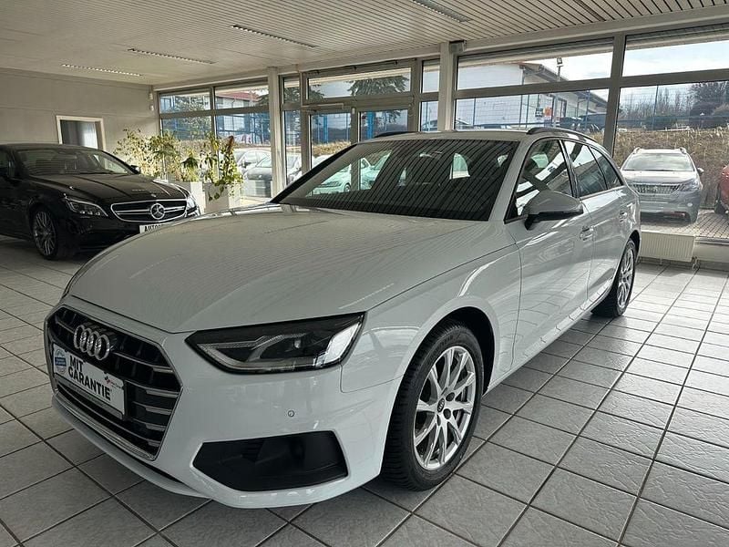 Gebraucht Audi A4 150 PS (110 kW) 2021 Weiß Kombi