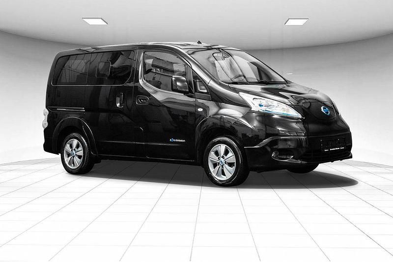 Schwarz Gebraucht 2020 Nissan Evalia Van / Kleinbus | 15.000 € - Bild 1/4