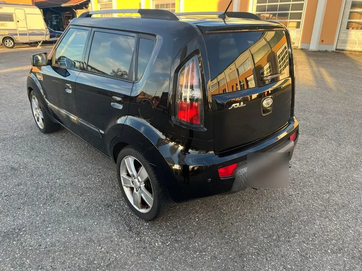 Gebraucht Kia Soul Spirit 126 PS (92 kW) 2010 Schwarz SUV