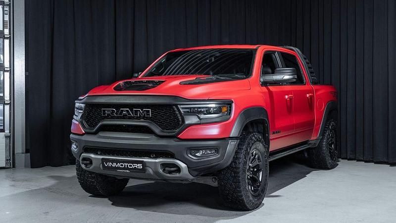 Rot Gebraucht 2021 Dodge Ram Abholung | 105.999 € (Teuer) - Bild 1/4