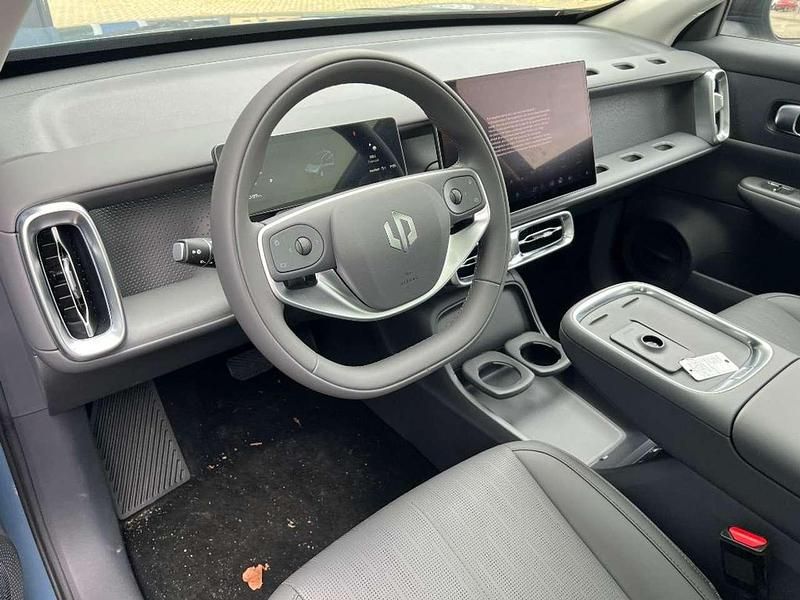 Gebraucht Leapmotor B10 160 kW (218 PS) 2025 Starry night blue SUV