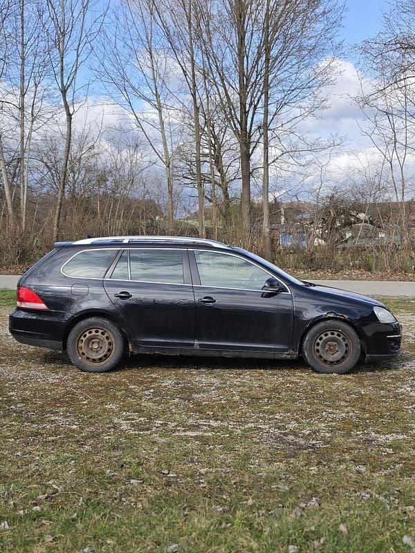 Second-hand VW Golf VI 105 CP (77 kW) 2009 Negru Hatchback