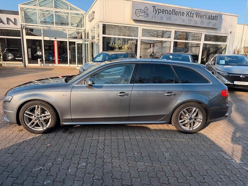 Gebraucht Audi A4 S-Line 179 PS (131 kW) 2012 Grau Kombi