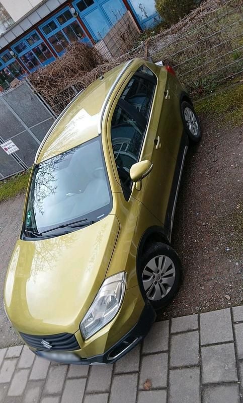 Gebraucht VW Golf VII 116 PS (85 kW) 2014 Grün Limousine