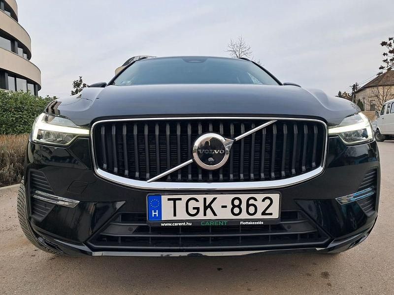 Gebraucht Volvo XC60 Core 197 PS (144 kW) 2022 Schwarz SUV