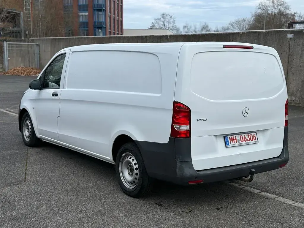 Gebraucht Mercedes Vito 163 PS (119 kW) 2016 Weiß Van