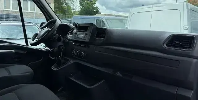 Gebraucht Renault Master 150 PS (110 kW) 2022 Weiß Van / Kleinbus