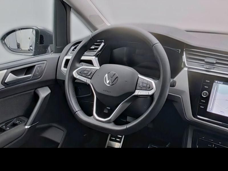 Grau Gebraucht 2024 VW Touran Van / Kleinbus | 33.499 € (Fairer Preis) - Bild 1/1
