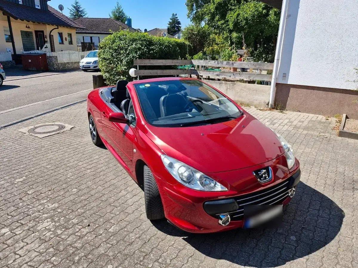 Gebraucht Peugeot 307 CC 140 PS (102 kW) 2007 Rot Cabrio