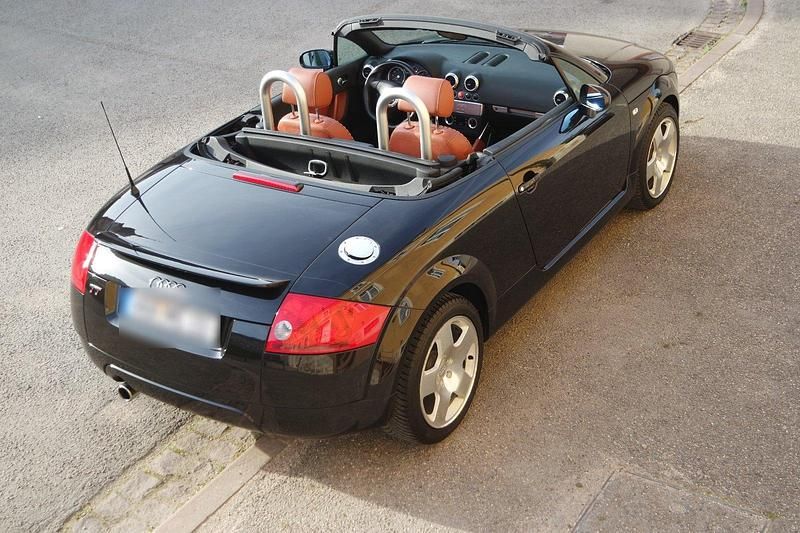 Gebraucht Audi TT Roadster Design 150 PS (110 kW) 2001 Schwarz Cabrio