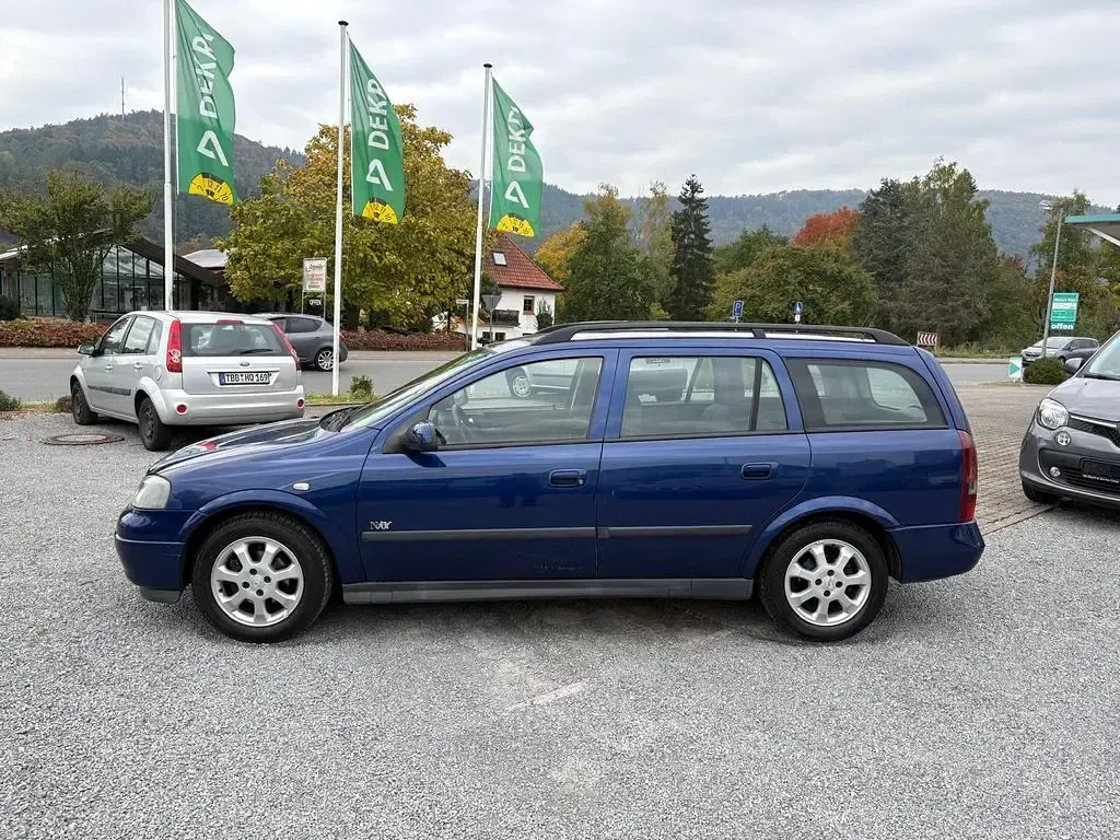 Gebraucht Opel Astra 105 PS (77 kW) 2003 Blau Kombi