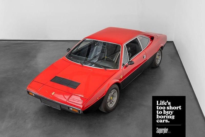 Rot Gebraucht 1975 Ferrari Dino GT4 | 48.900 € - Bild 1/4