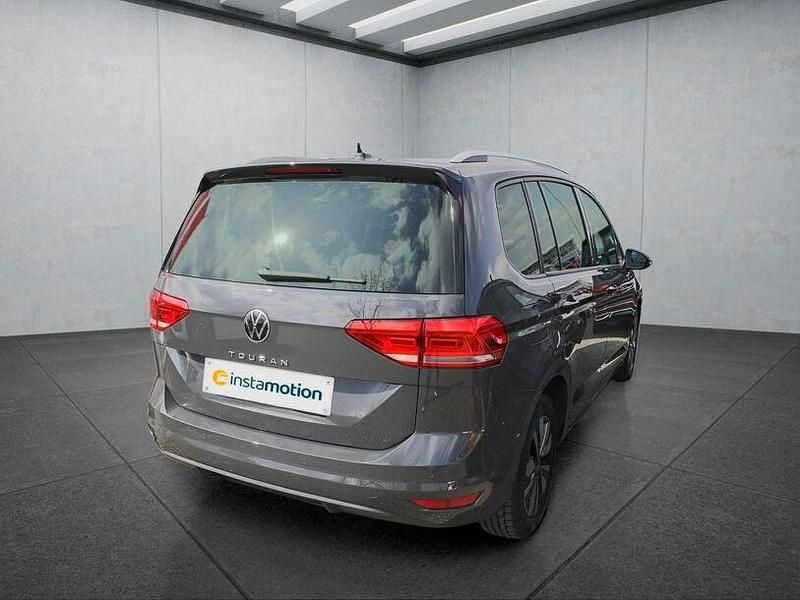 Gebraucht VW Touran 150 PS (110 kW) 2024 Grau Van / Kleinbus