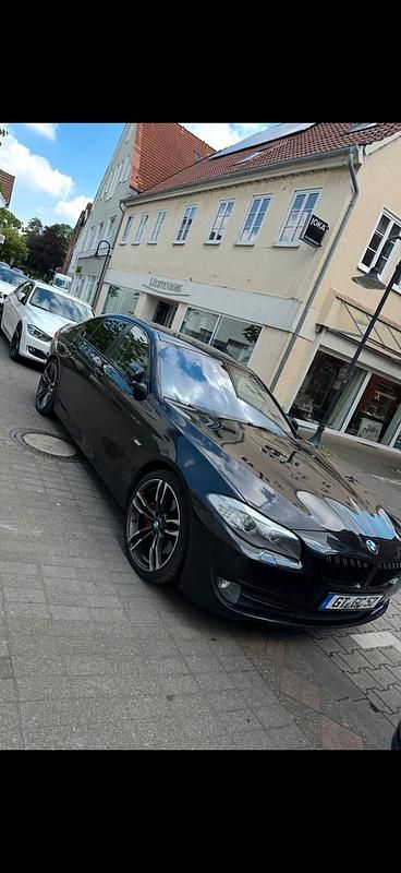 Second-hand BMW 535 313 CP (230 kW) 2012 Negru Berlinǎ