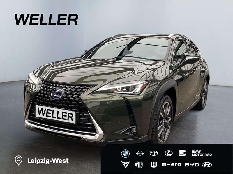 Gruen Gebraucht 2020 Lexus UX 250h Launch Edition SUV | 22.990 € (Fairer Preis) - Bild 1/3