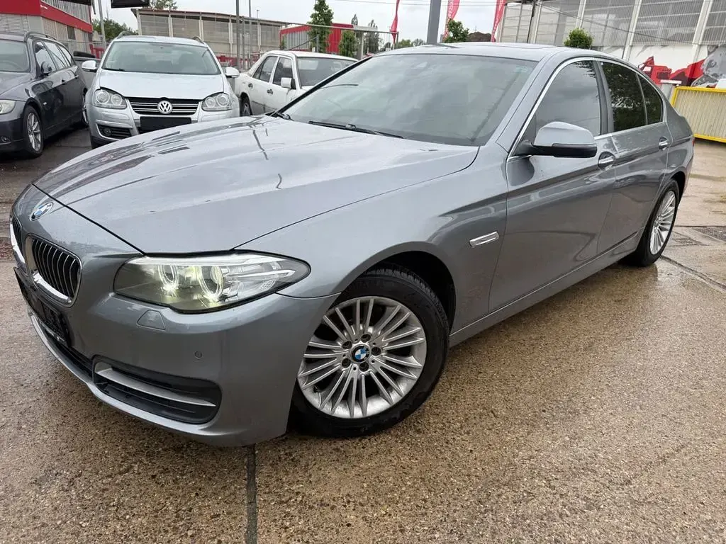 Używany BMW 520 184 KM (135 kW) 2014 Szary Sedan/Limuzyna