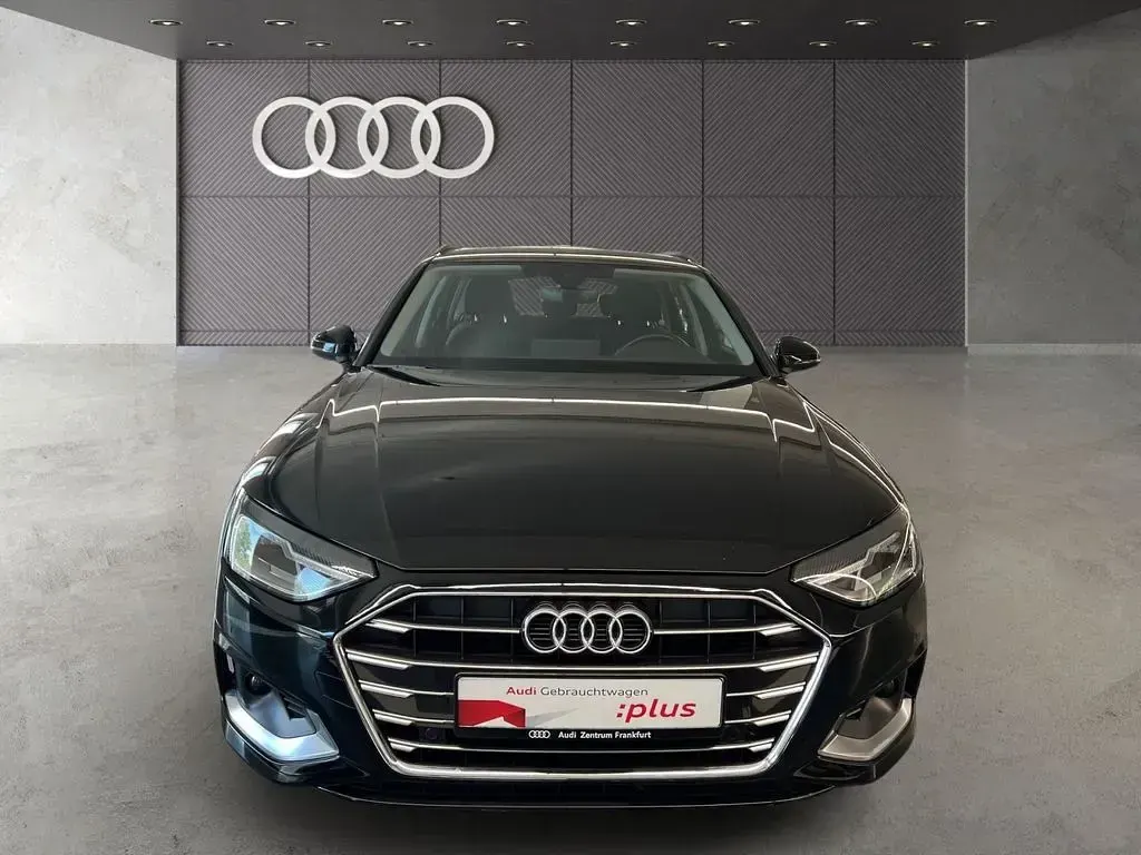 Gebraucht Audi A4 Advanced Plus 204 PS (150 kW) 2023 Brillantschwarz Kombi
