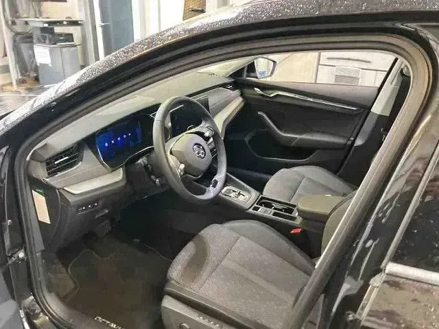 Gebraucht Skoda Octavia Style 150 PS (110 kW) 2022 Blackmagic perleffekt Kombi