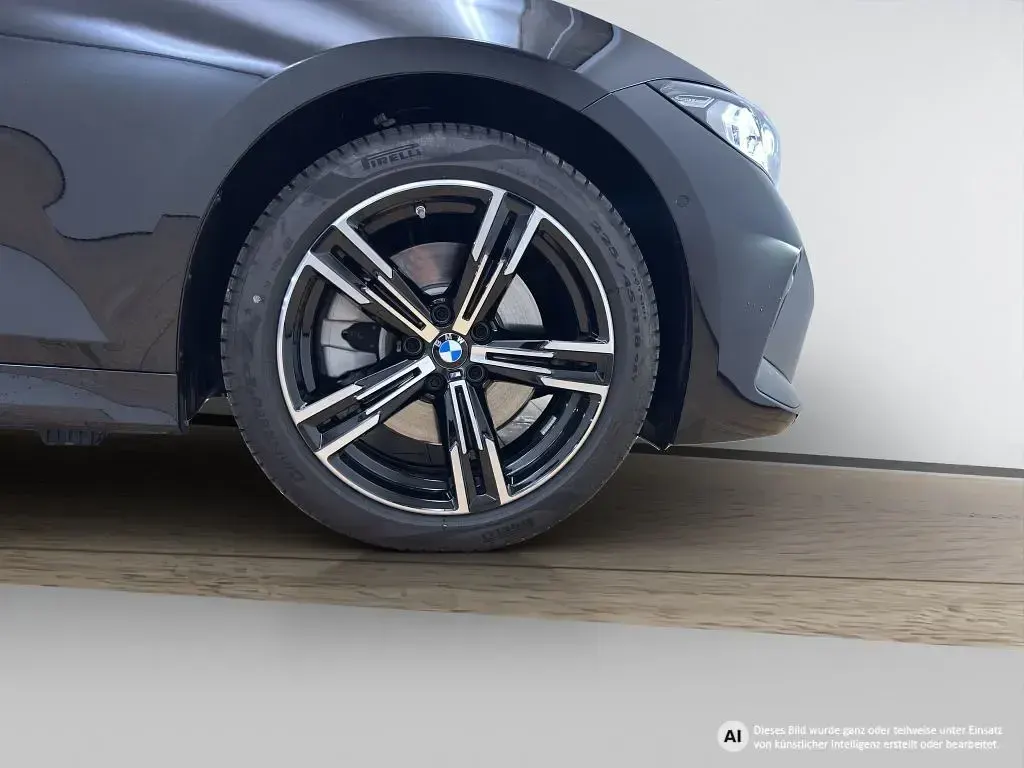 Gebraucht BMW 330e M Sport 292 PS (214 kW) 2025 Saphirschwarz Kombi