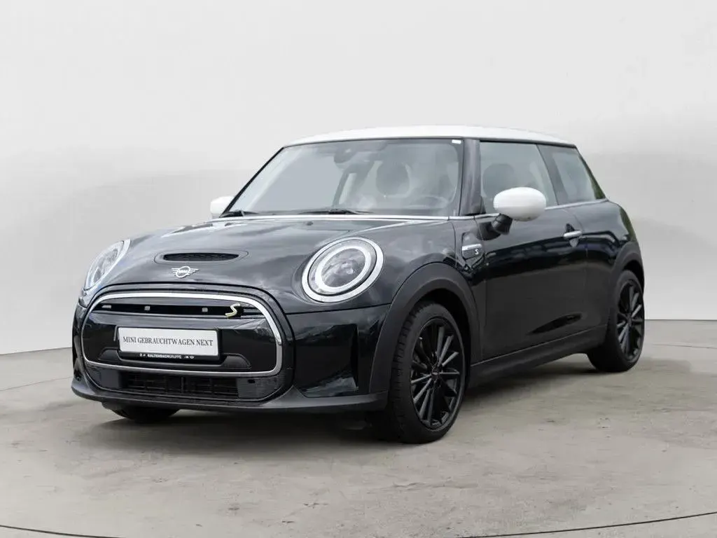 Gebraucht Mini Cooper SE Classic 135 kW (184 PS) 2023 Schwarz Kleinwagen