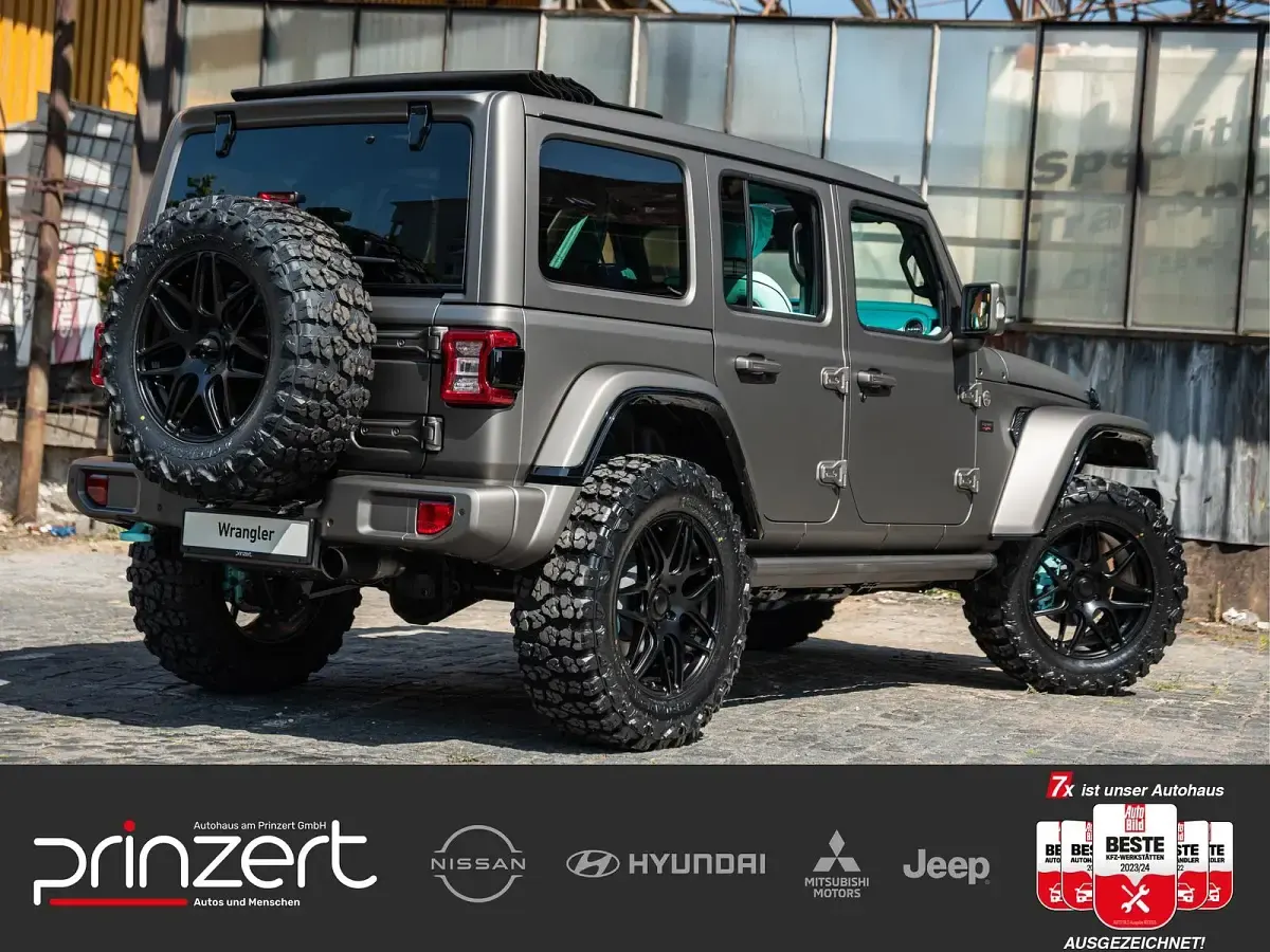 Neu Jeep Wrangler Sahara 272 PS (200 kW) 2025 Firecracker red SUV