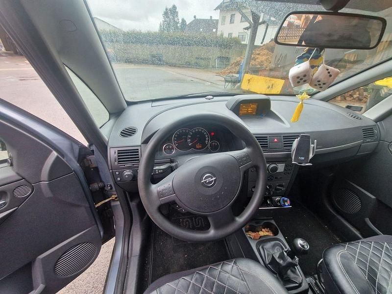 Gebraucht Opel Meriva 105 PS (77 kW) 2006 Grau Van / Kleinbus