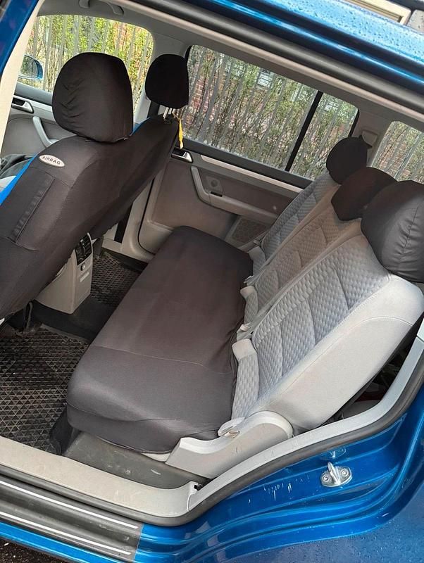 Gebraucht VW Touran 140 PS (102 kW) 2007 Blau Van / Kleinbus