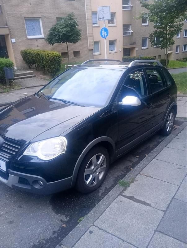 Schwarz Gebraucht 2008 VW Polo Cross Kleinwagen | 3.500 € (Fairer Preis) - Bild 1/4