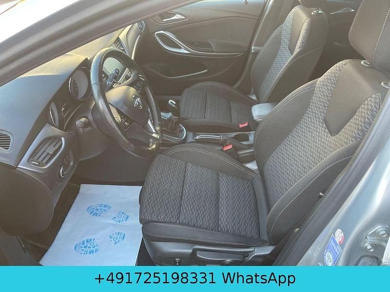 Gebraucht Opel Astra Edition 136 PS (100 kW) 2019 Silber Kombi