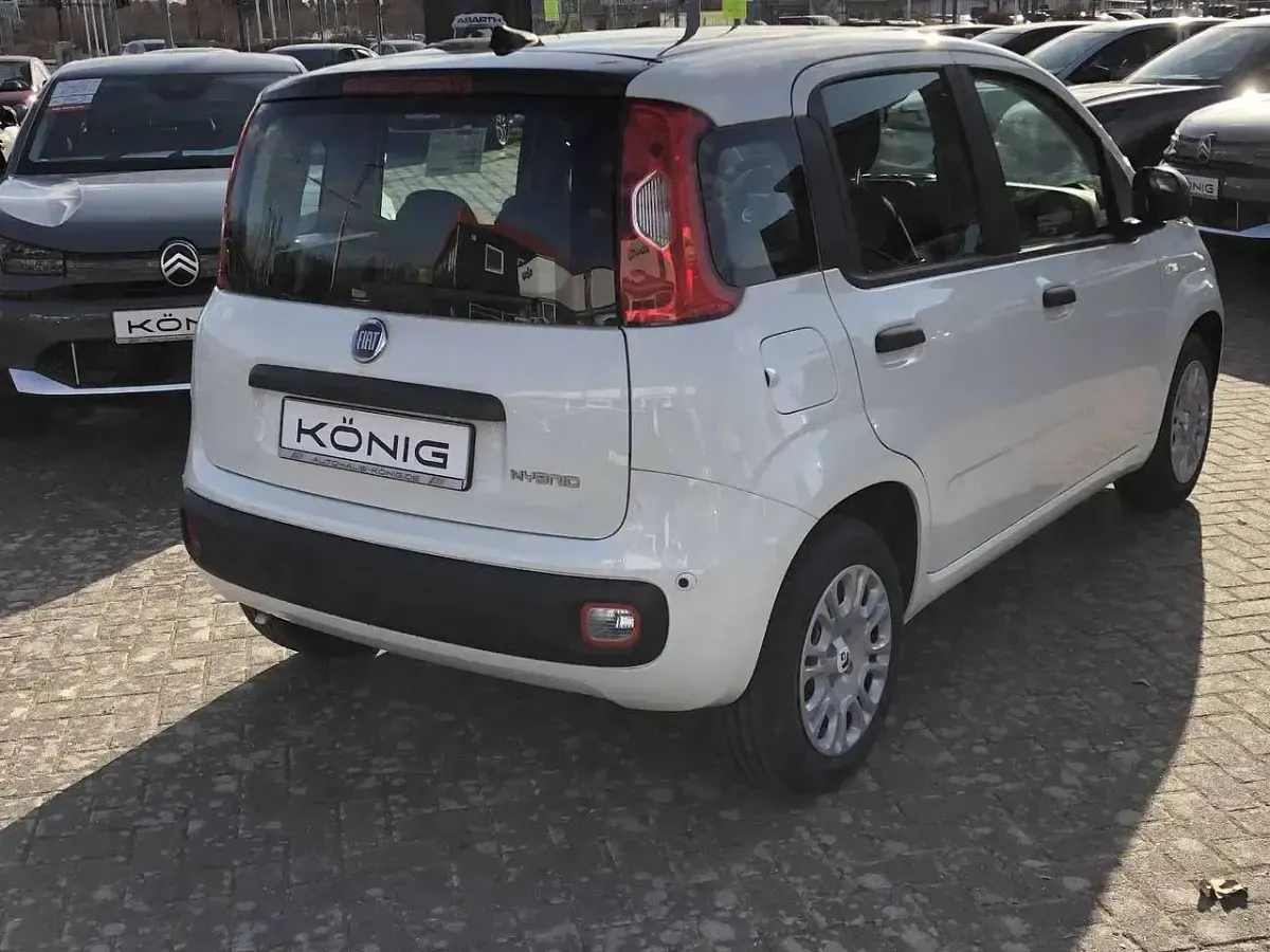 Gebraucht Fiat Panda 69 PS (50 kW) 2025 Gelato weiß dach schwarz (weis Kleinwagen