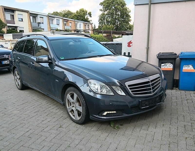 Gebraucht 2010 Mercedes E350 Kombi | 8.999 € (Superpreis) - Bild 1/4
