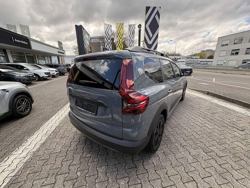 Gebraucht Dacia Jogger Extreme 94 PS (69 kW) 2024 Grau Van / Kleinbus