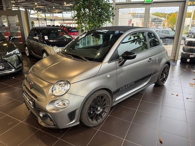 Gebraucht Abarth 595C Esseesse 179 PS (131 kW) 2020 Colore esterno (asphalt grau) Cabrio