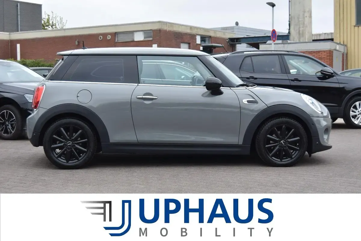 Gebraucht Mini ONE 102 PS (75 kW) 2017 Grau (moonwalk grey) Kleinwagen