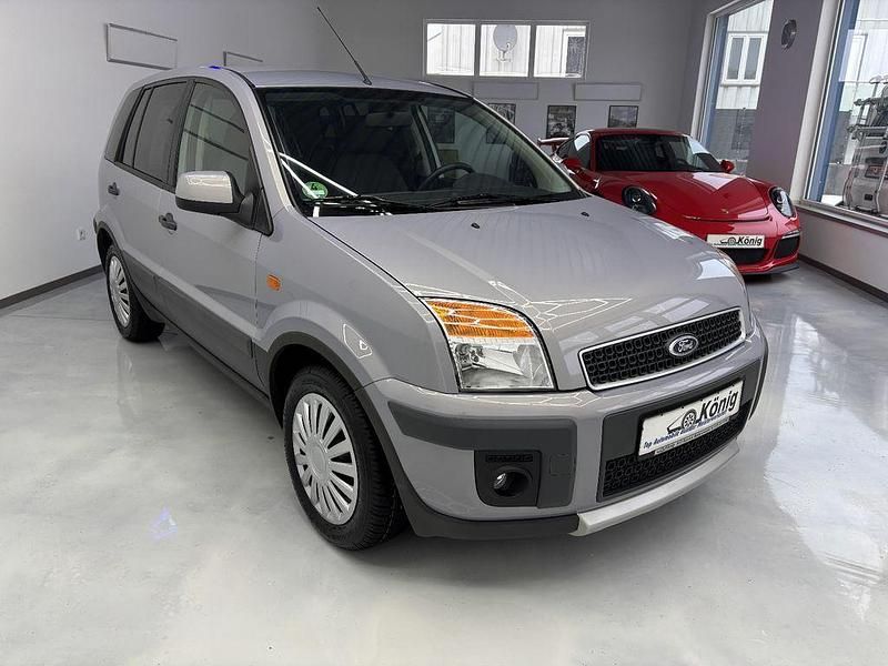 Gebraucht Ford Fusion Trend 101 PS (74 kW) 2011 Silber Kleinwagen