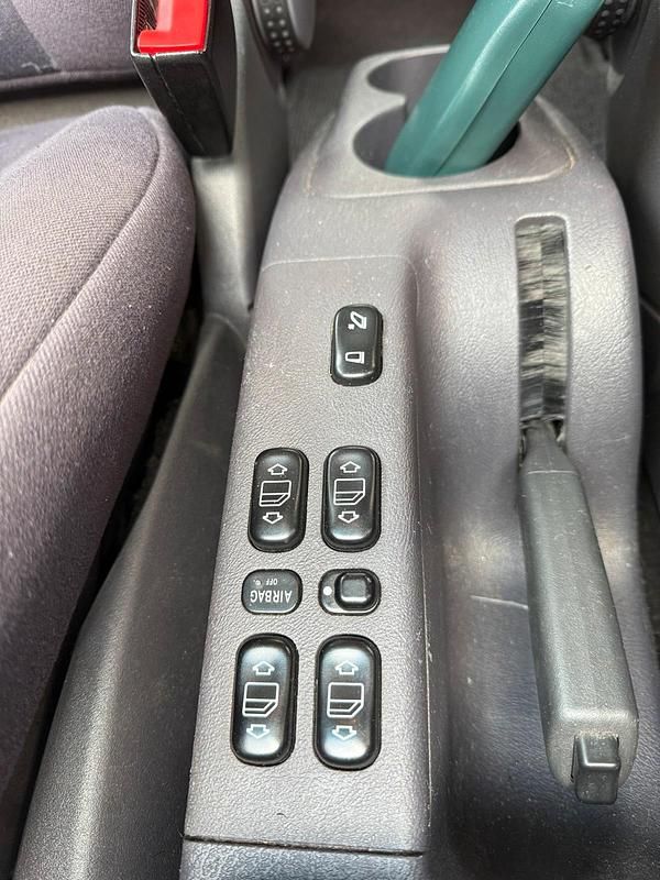 Gebraucht Mercedes A160 102 PS (75 kW) 1998 Grau Limousine