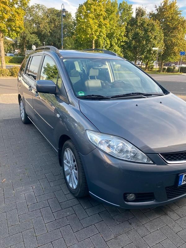 Grau Gebraucht 2007 Mazda 5 Van / Kleinbus | 3.300 € (Teuer) - Bild 1/4